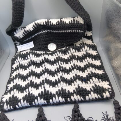 Umhängetasche "Black & White Check"