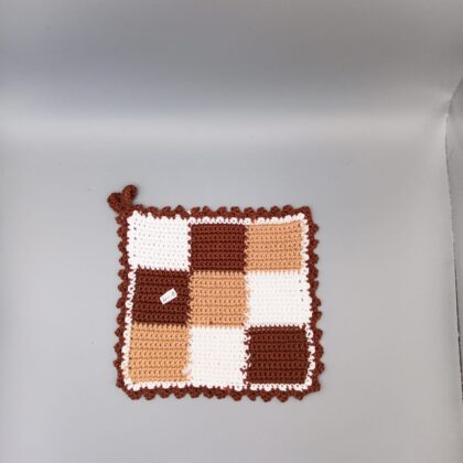 Gehäkelter Topflappen im Patchwork-Look