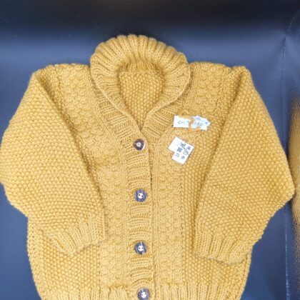 Traditionelle Zopfmuster-Strickjacke 74/80