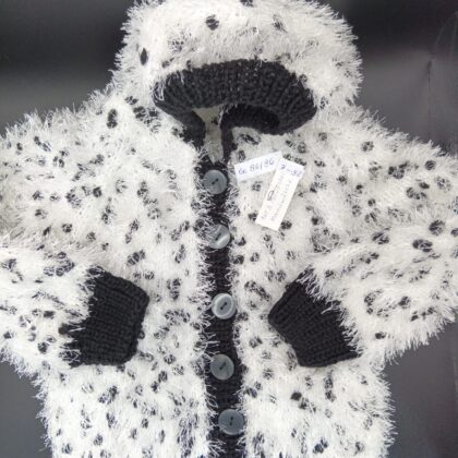 Kuscheljacke mit Dalmatiner-Look