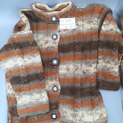 Handgestrickte Kinder-Strickjacke